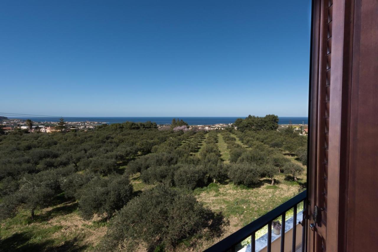 Casale Belvedere Vista Mare Valderice Exterior photo